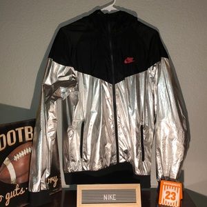COPY - Nike Windbreaker